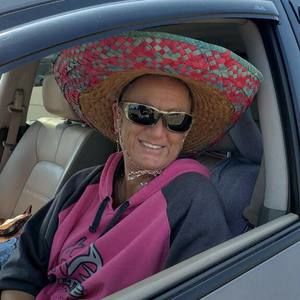 Meet your Posher, Beth